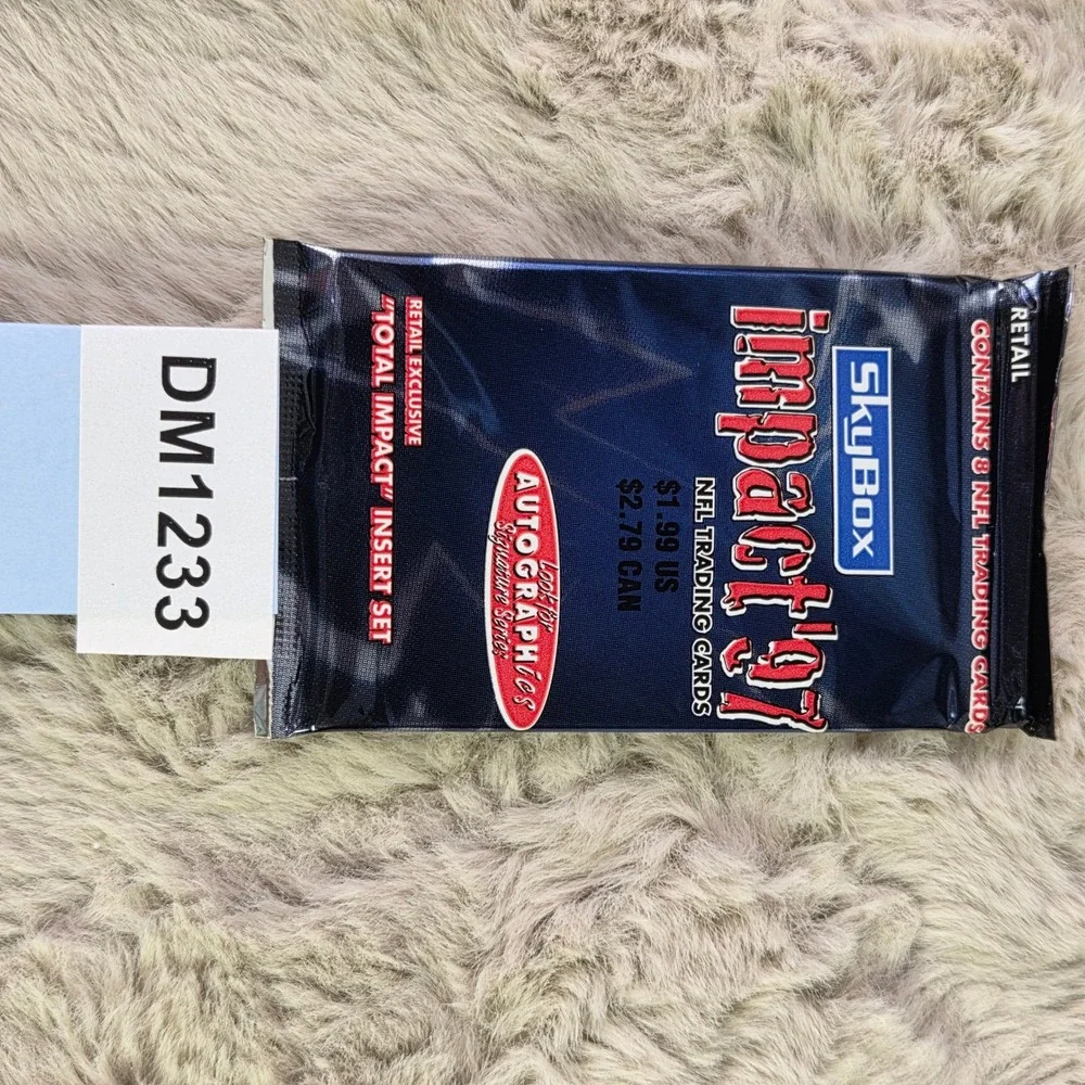 Lot of 5 1997 SkyBox Impact NFL Football Trading Card Packs Sealed Retail New